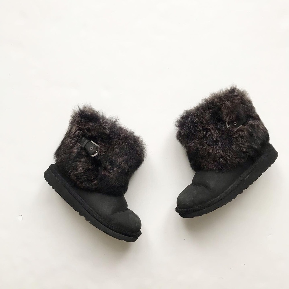 UGGS black Ellie boots GUC  size 2 youth